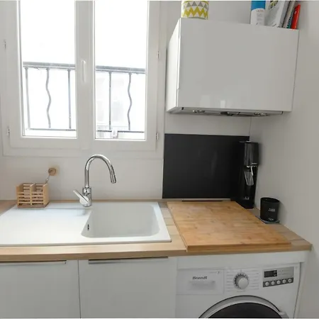 Διαμέρισμα Renovated Bright Apartment In Paris