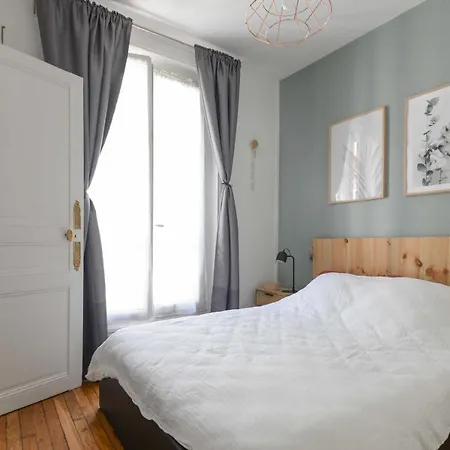 Διαμέρισμα Renovated Bright Apartment In Paris *